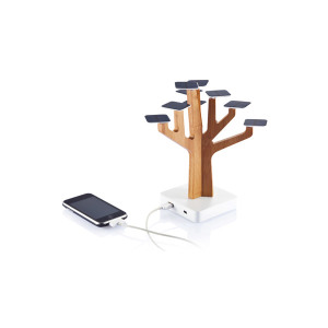 caricatore-solare-albero