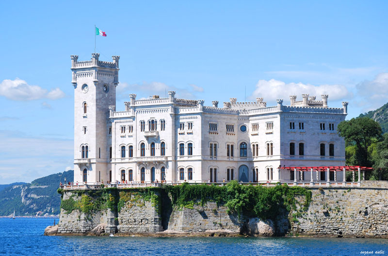 Castello di Miramare (from the sea 1)